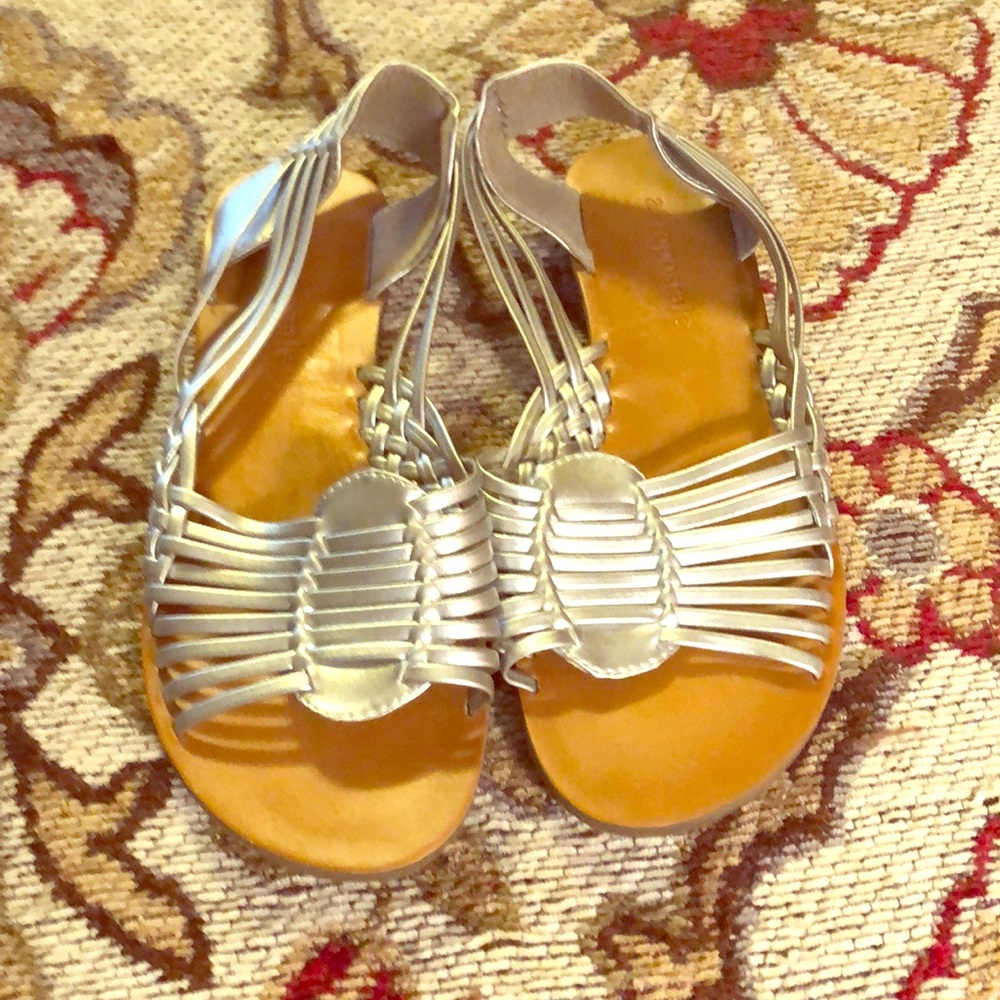 Aeropostale huarache sandals